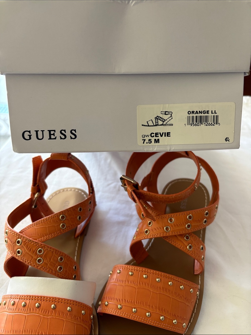 NWOT Guess Cevie Orange Croc-Embossed Studded Ankle-Strap Gladiator Sandals - Picture 4 of 4